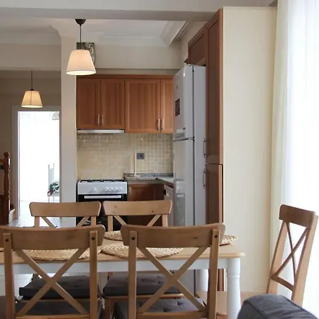 Kaya Sunrise Apartment *